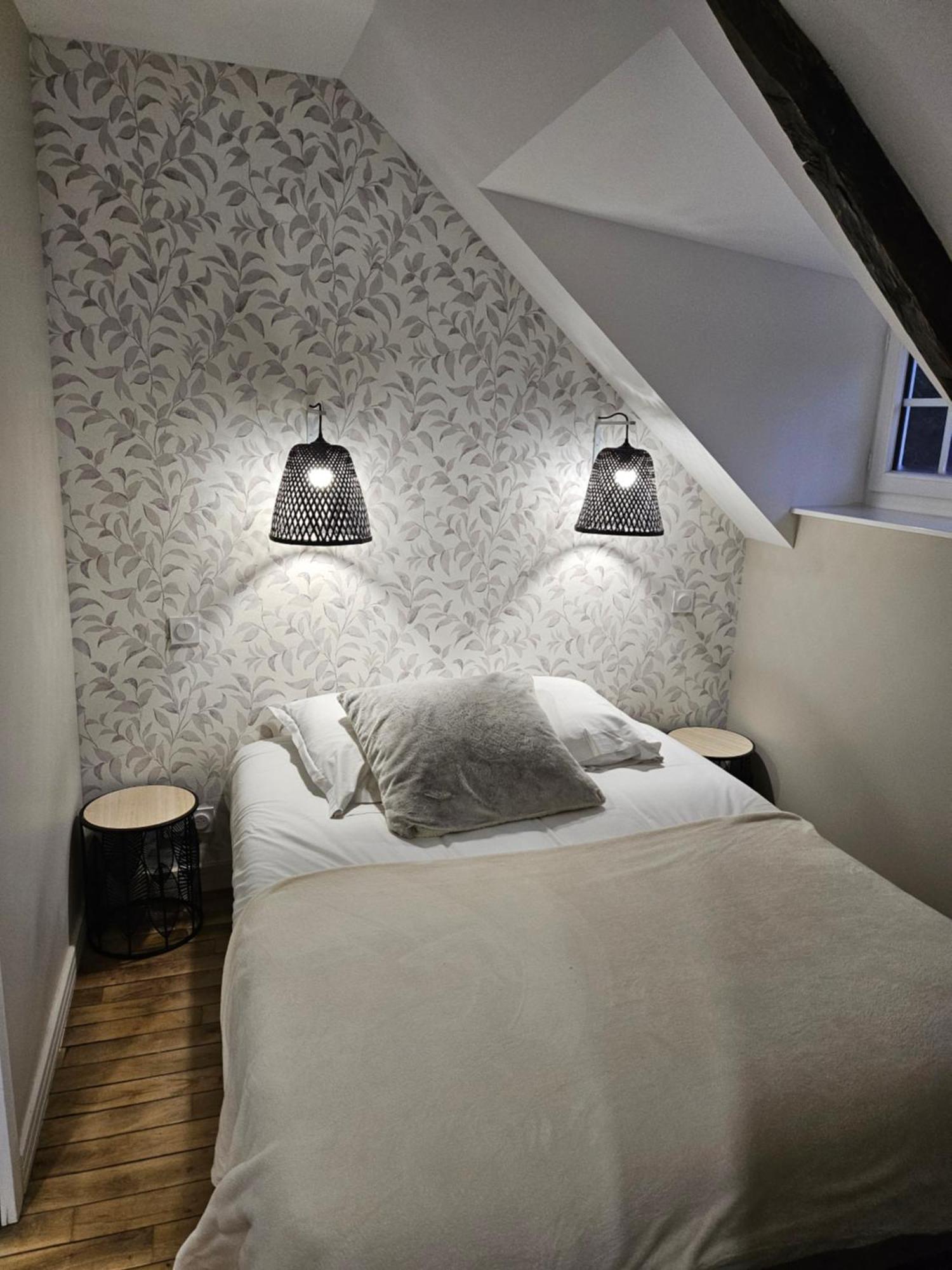 Moulin De Kerstrat Villa Brennilis ภายนอก รูปภาพ